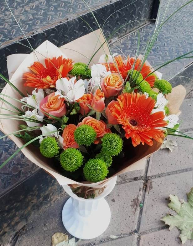 Букет цветов из: Герберы, Хризантемы, Альстромерии и Розы в Ясенках