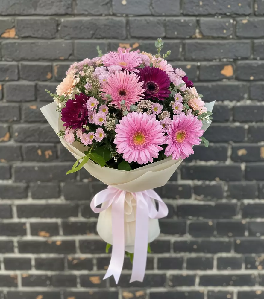 Букет цветов из: Герберы и Хризантемы в Ясенках