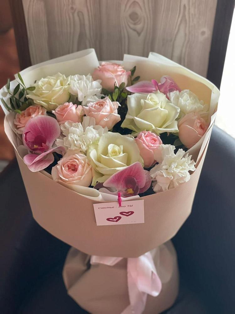 Букет цветов из: Орхидеи, Розы и Гвоздики в Ясенках