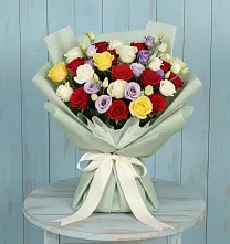 Букет цветов из:  Розы в Ясенках