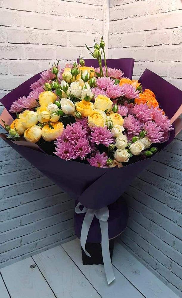 Букет цветов из: Хризантемы и Розы в Ясенках