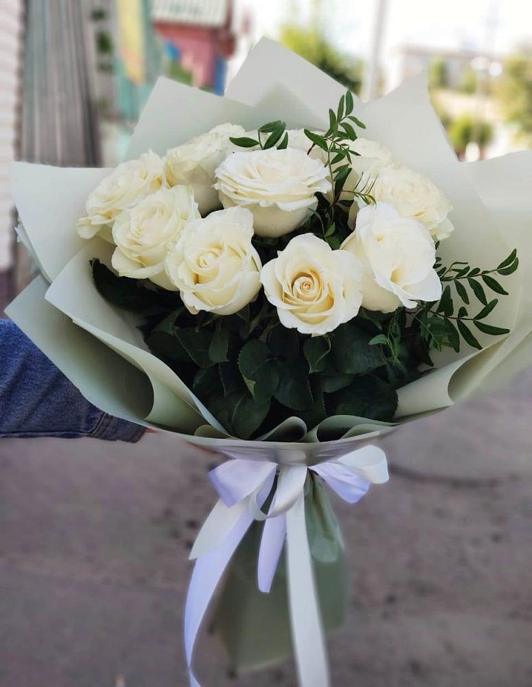 Букет Белые розы Проуд в Ясенках