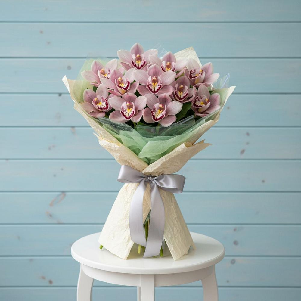 Букет цветов из: Орхидеи и Розы в Ясенках