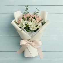 Букет цветов из:  Альстромерии в Ясенках