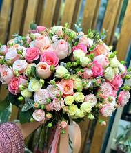 Букет цветов из:  Розы #REPLACE_PRED# Ясенках