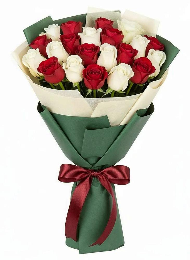 Букет Микс из красных и белых роз в Ясенках