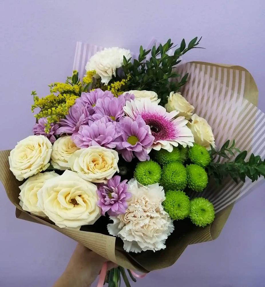 Букет цветов из: Хризантемы, Розы, Гвоздики и Герберы в Ясенках