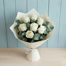 Букет Белые розы в Эвкалипте в Ясенках