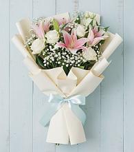 Букет цветов из:  Лилии в Ясенках