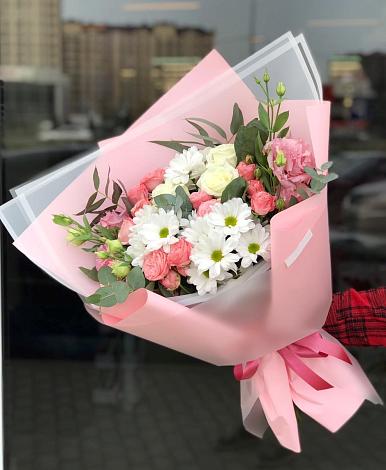 Букет цветов из: Розы, Лизиантусы и Хризантемы в Ясенках